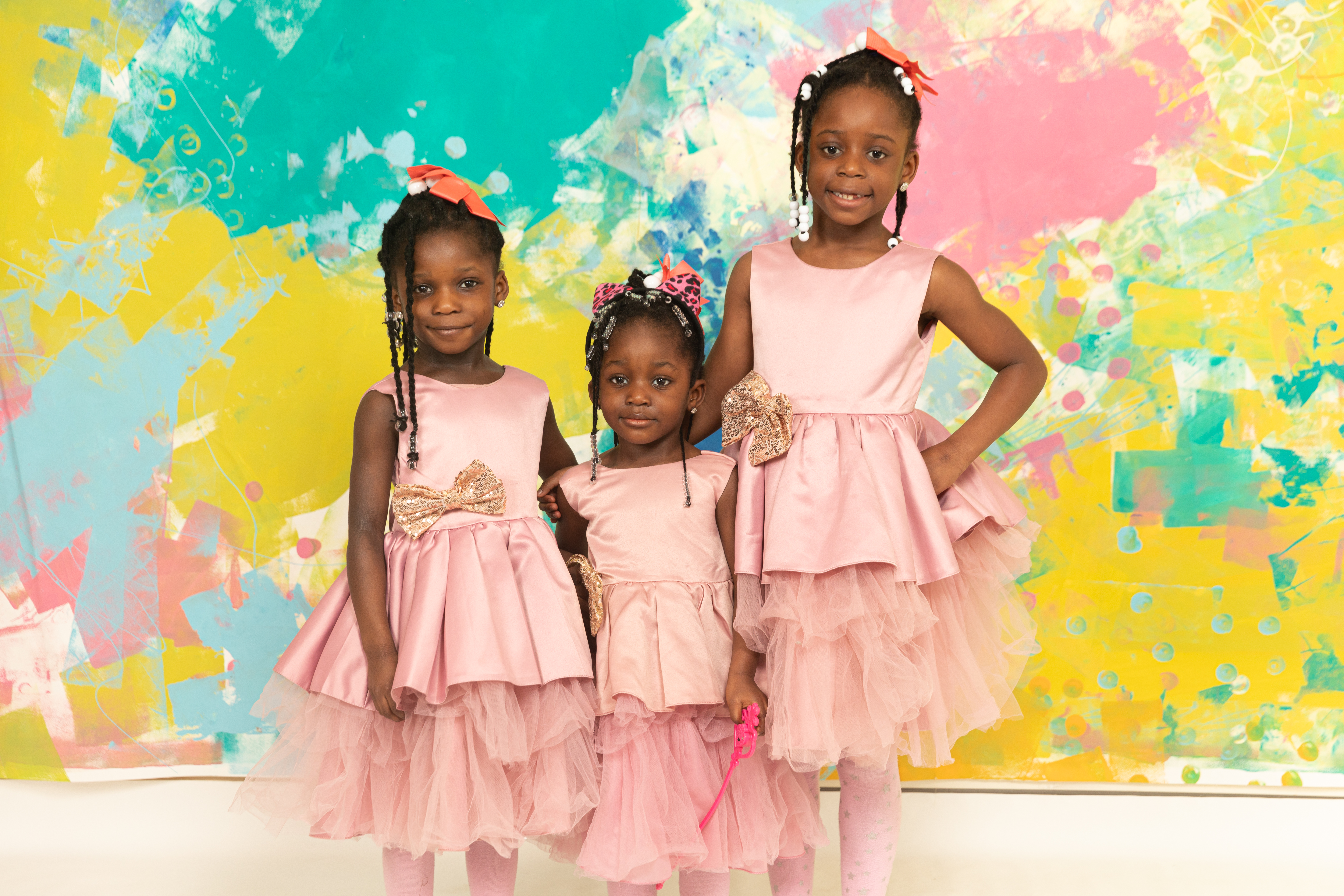 3 little girls in photo shoot 